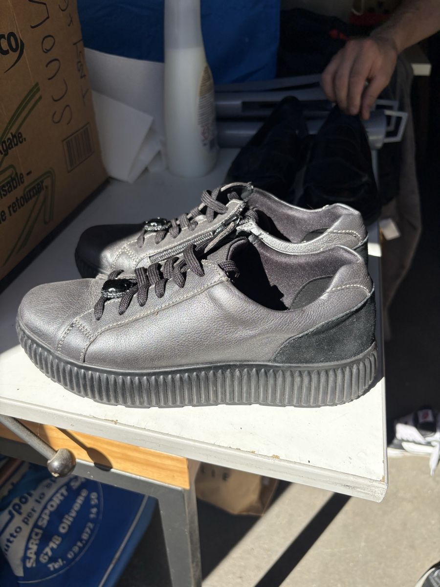 Geox Scarpe da donna: Scarpe basse da donna geox – Usato da Giubiasco venduto da mol_f9mf 1