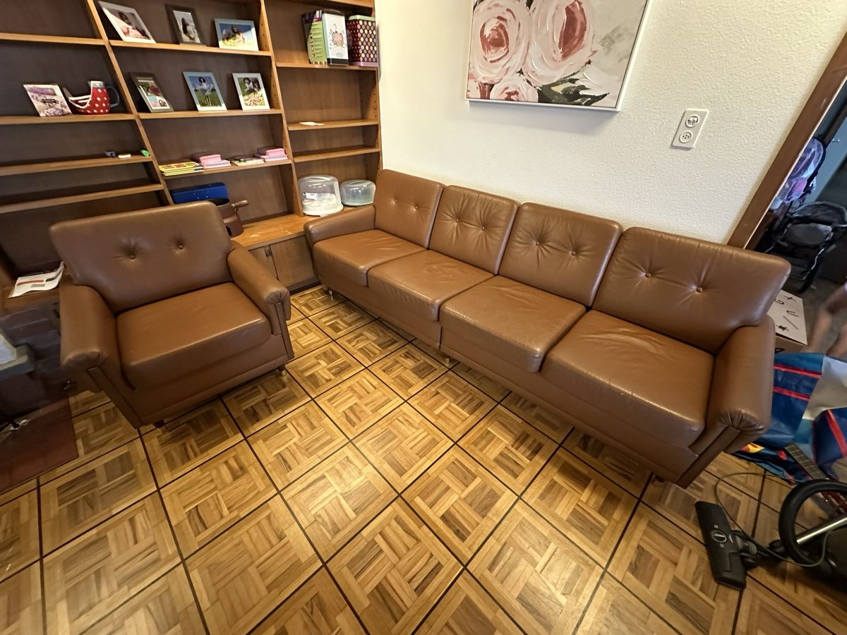 Sofas: Sofa Echtleder-Set – Gebraucht aus Au - ZH von Cyellem 1