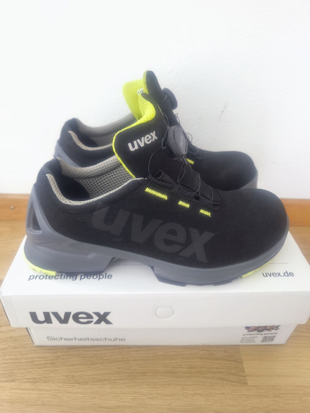 Uvex Herrenschuhe: Uvex sicherheitschuh – Neu (gemäss Beschreibung) aus Murten von pla_j9qh 1