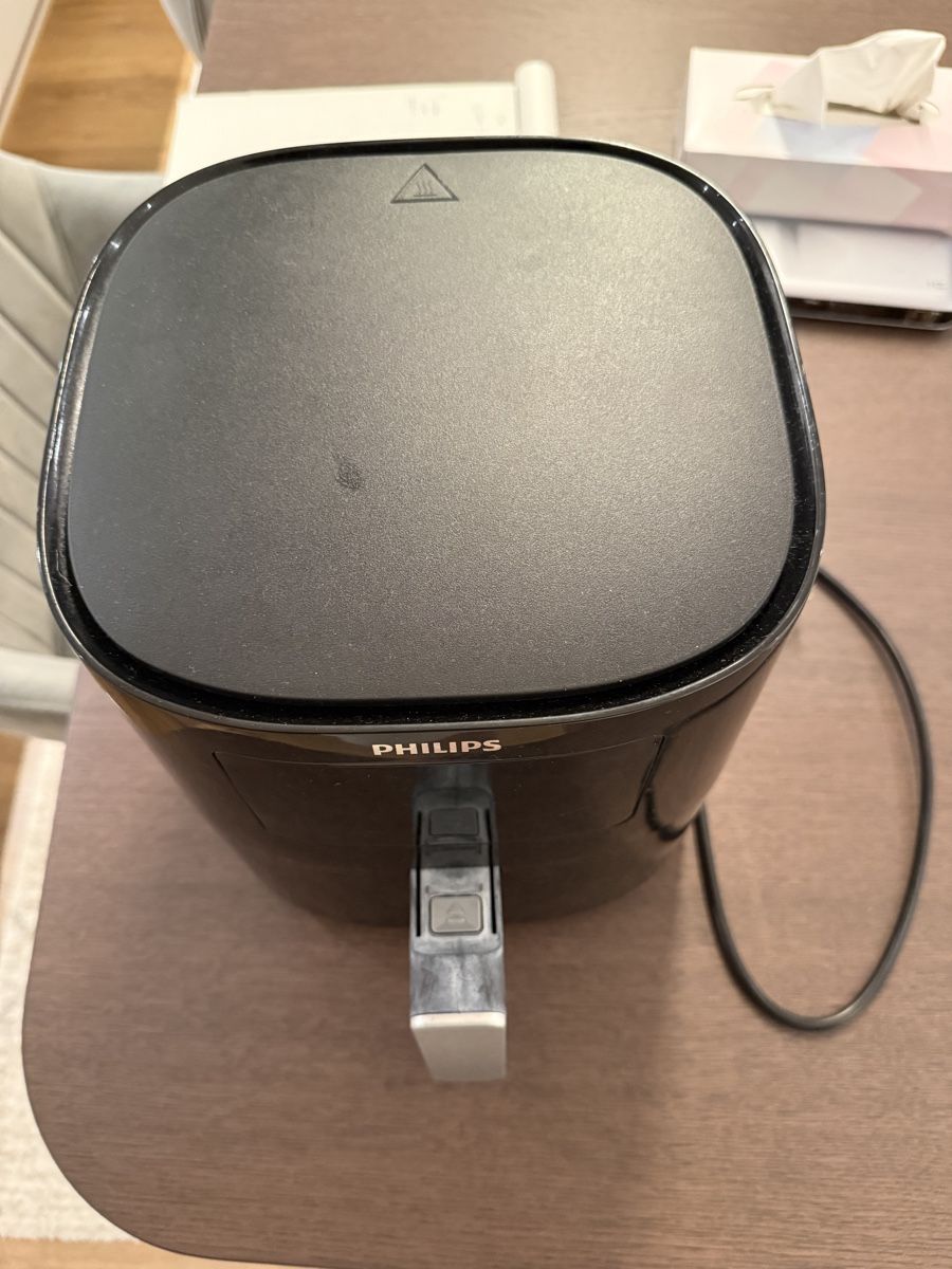 Philips Elettrodomestici da cucina: Philips Airfryer HD9252  – Usato da ZUG venduto da cha_6h95 4