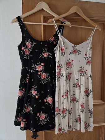 zwei süsse Sommerkleidchen