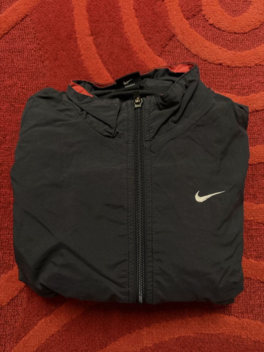 Nike Vestes: Nike Jacke – D'occasion à Eschenbach LU par Tatzi1