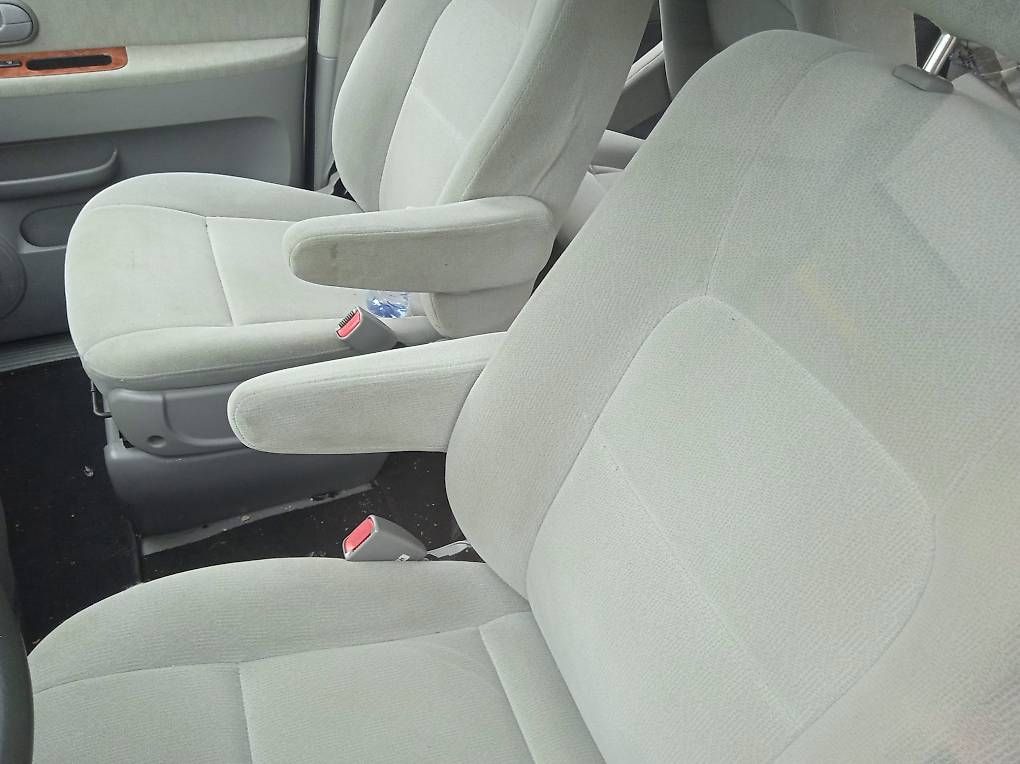 Automobili: Kia Carnival – Usato da Schaffhausen venduto da riccasell 4