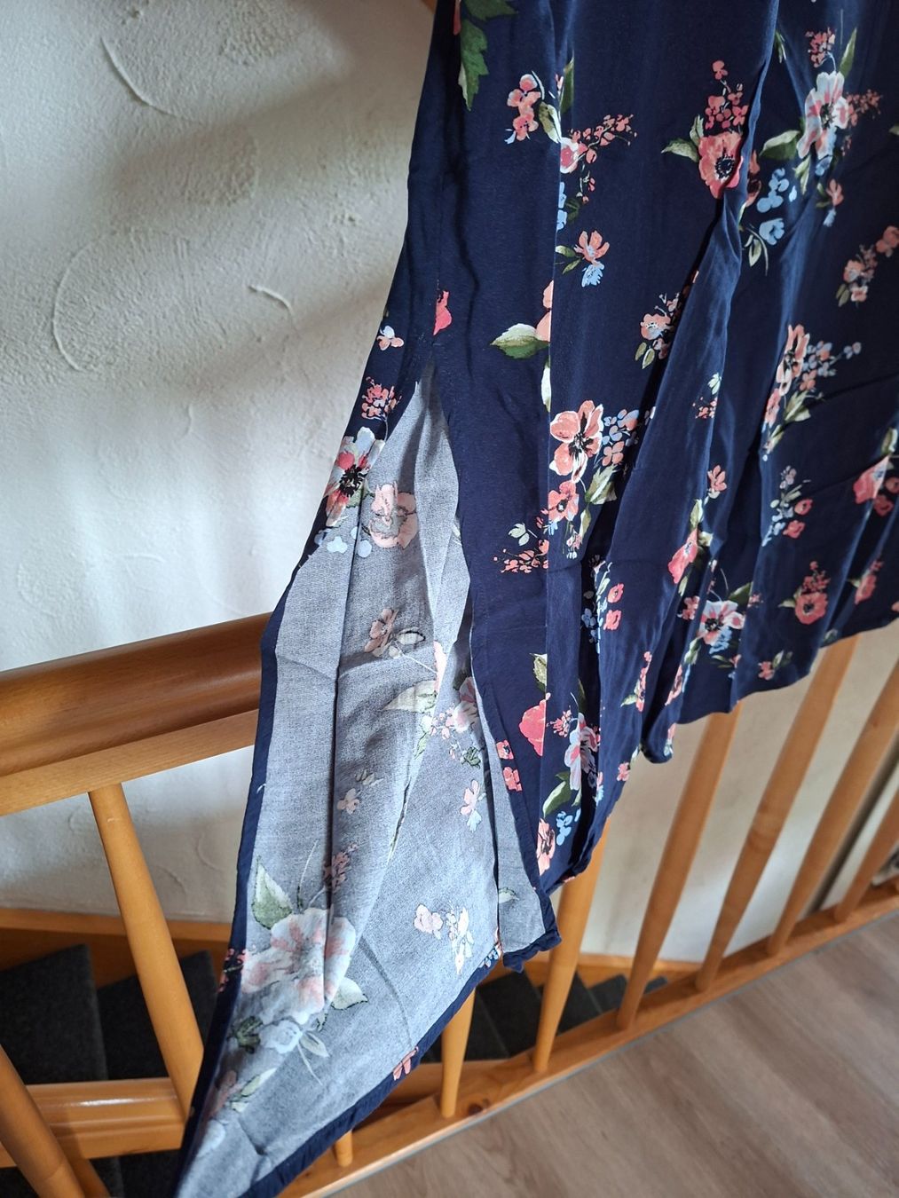 Vero Moda Gonne: Jupe geblümt – Usato da Oberwil/Dägerlen venduto da Dominique1606 1