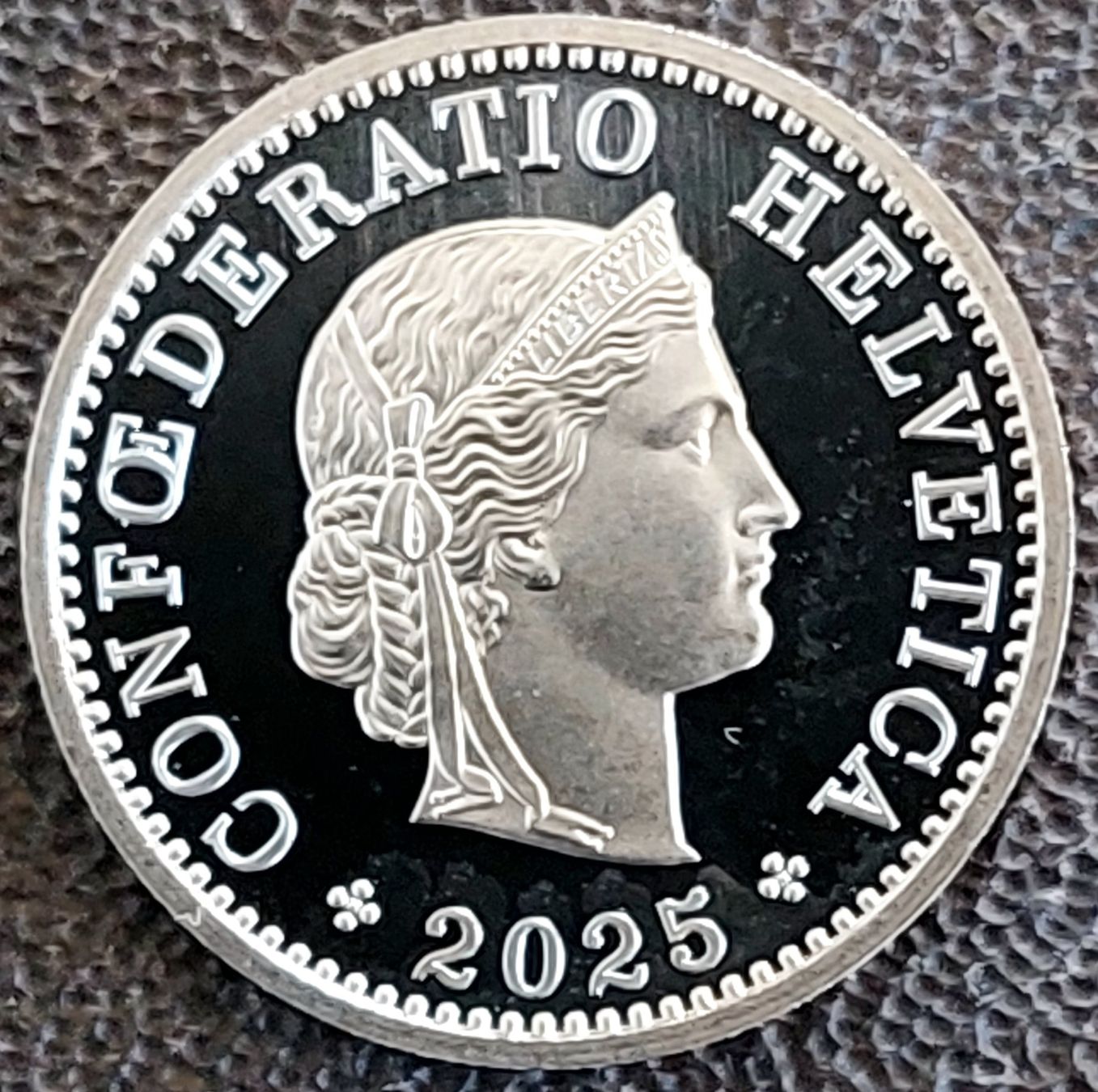Tutti le monete: 10 Rappen 2025 stgl. / aus Münzsatz – Nuovo (secondo la descrizione) da Arch venduto da coinsandmore