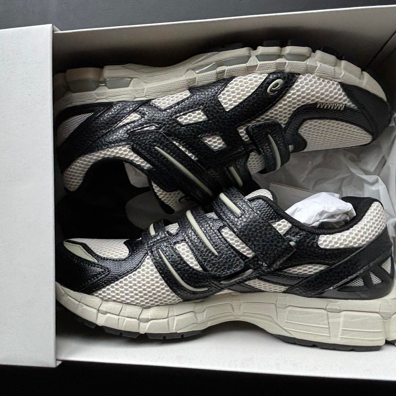 Asics Scarpe da uomo: ASICS x Hal Studios Gel Kayano 20 black trainers – Nuovo e nell'imballaggio originale da Bern venduto da Joshua_eigenmann02 1