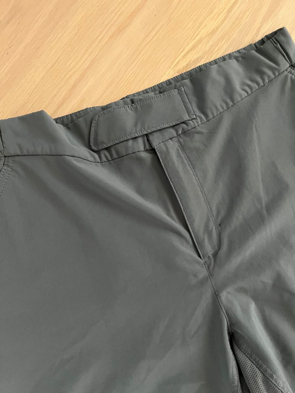 Nike Hosen: Nike Dri-Fit Shorts, Grösse M – Gebraucht aus Bonstetten von Savannah7 1