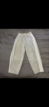 Adidas Jogginghose grau Grösse S guter Zustand