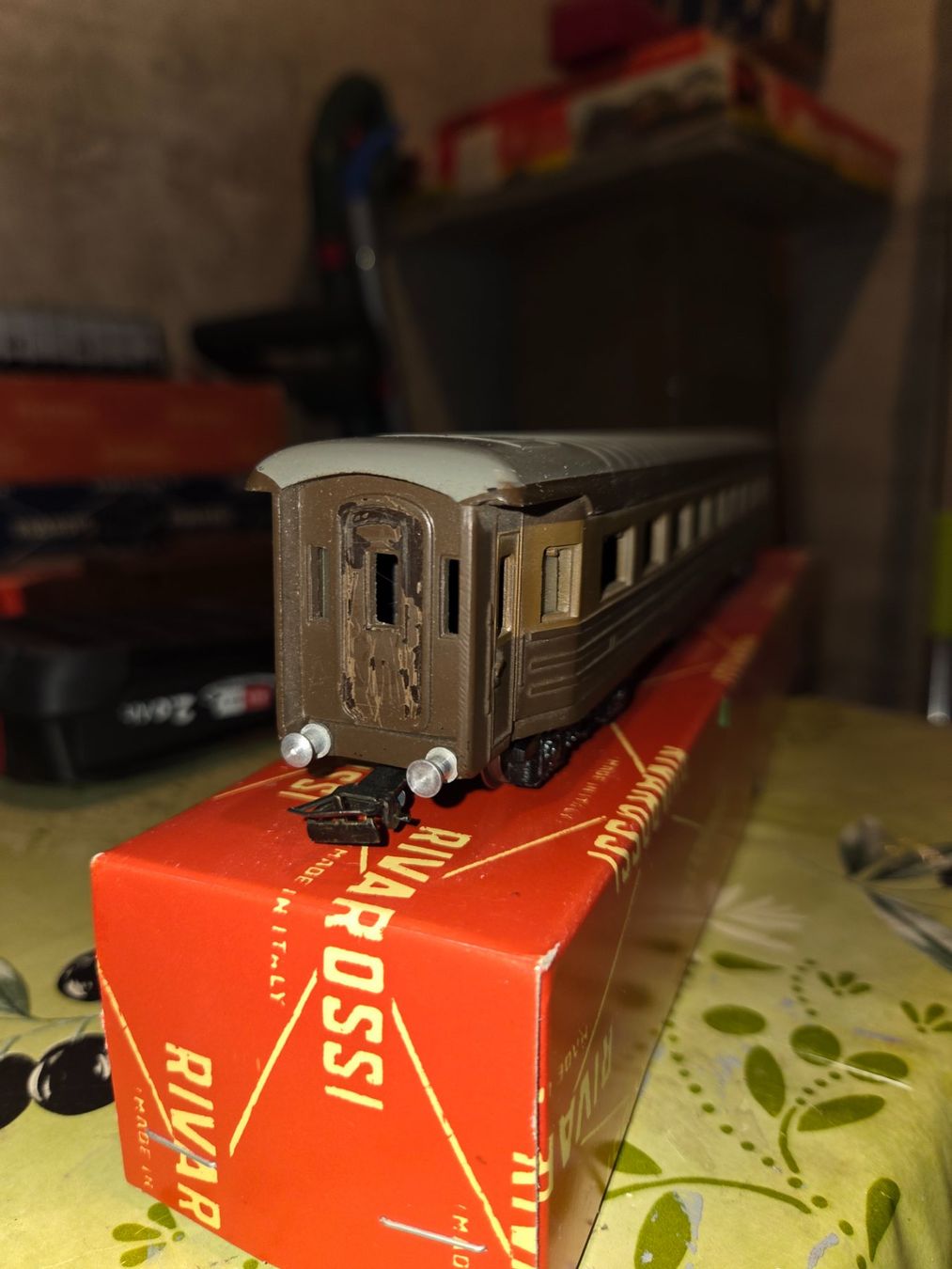 Rivarossi Modelleisenbahnen: Rivarossi carrozza bachelite rara – Gebraucht aus Giubiasco von Matti83 1