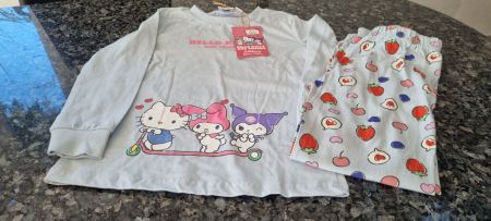 Hello Kitty Schlafanzug Grösse 110/116 neu