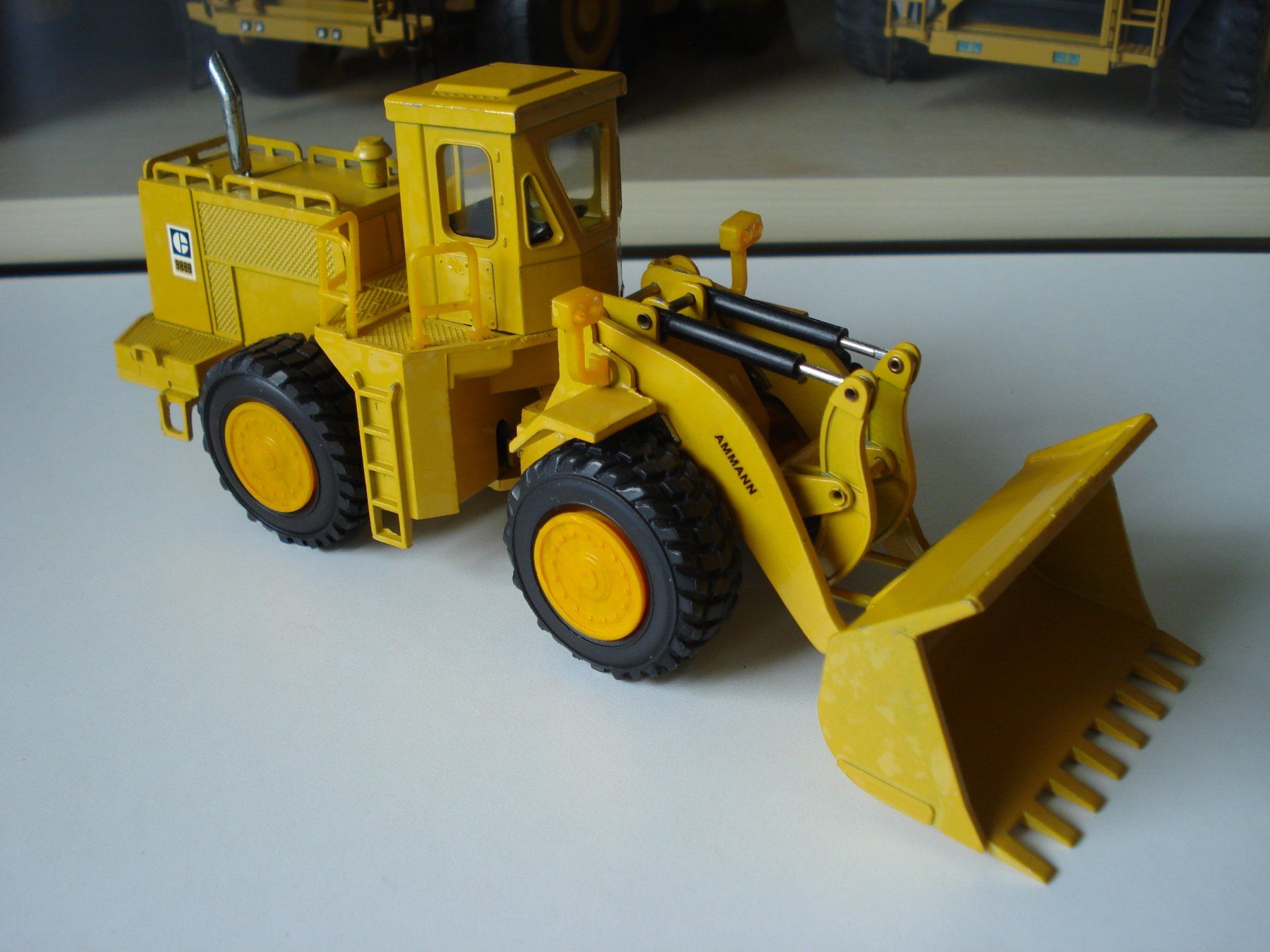 Caterpillar Kit di modellismo & Modellini statici: CAT 988 B Radlader – Usato da Mitlödi venduto da worker04 1