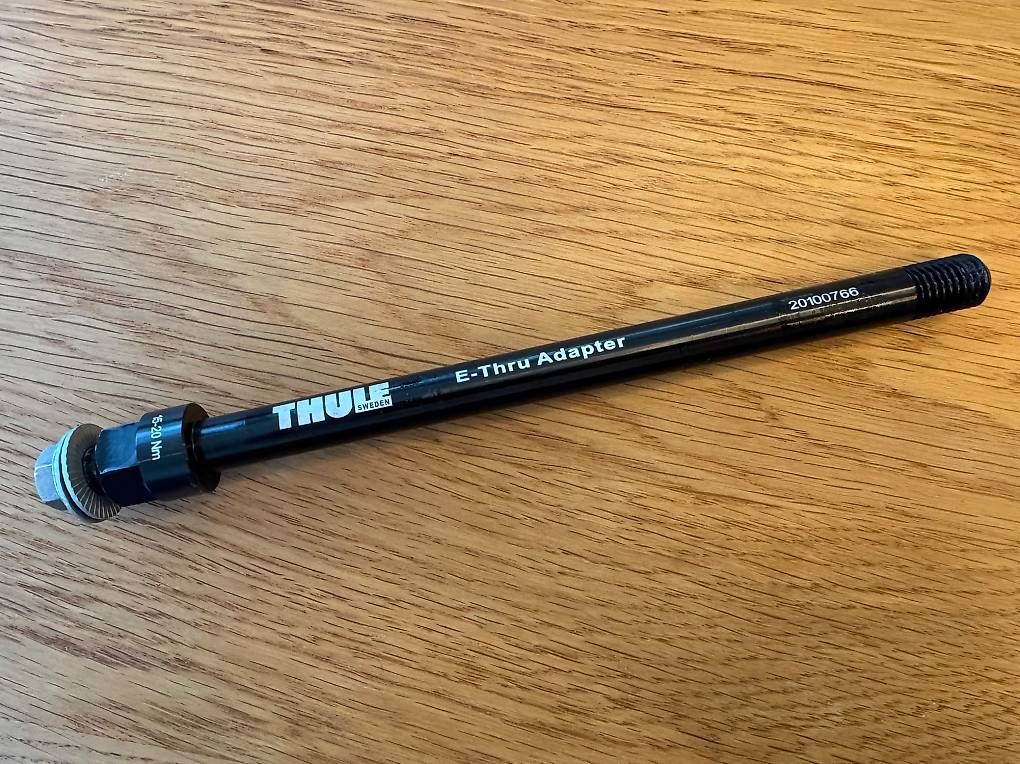 Thule Pezzi di ricambio: Original Thule E-Thru Adapter 20100766 1520 Nm – Usato da Oetwil an der Limmat venduto da OetwilAdL