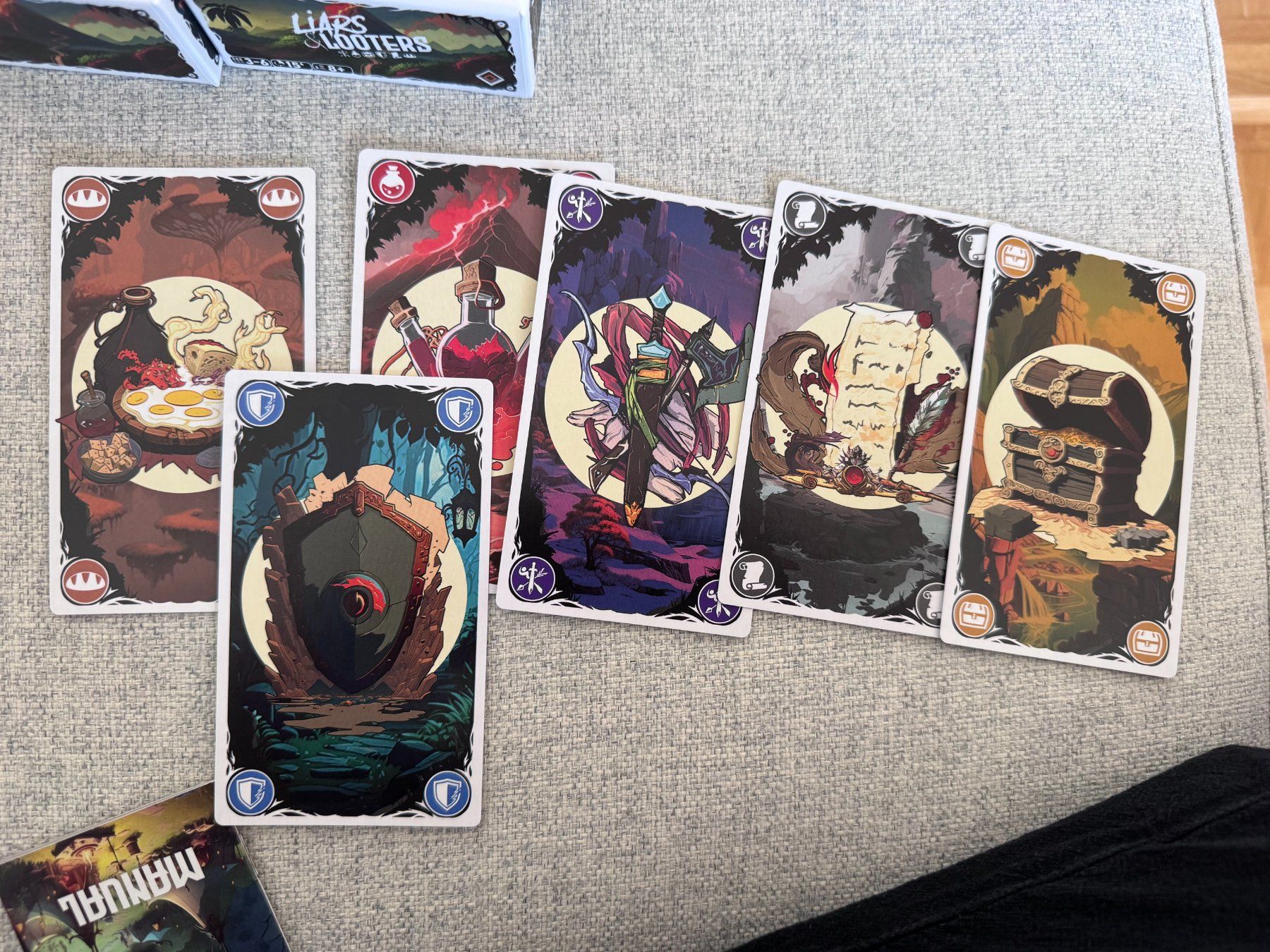 Giochi: Liars & Looters + Mayhem Erweiterung  - Kickstarter – Nuovo (secondo la descrizione) da Basel venduto da liz_kqf6 5