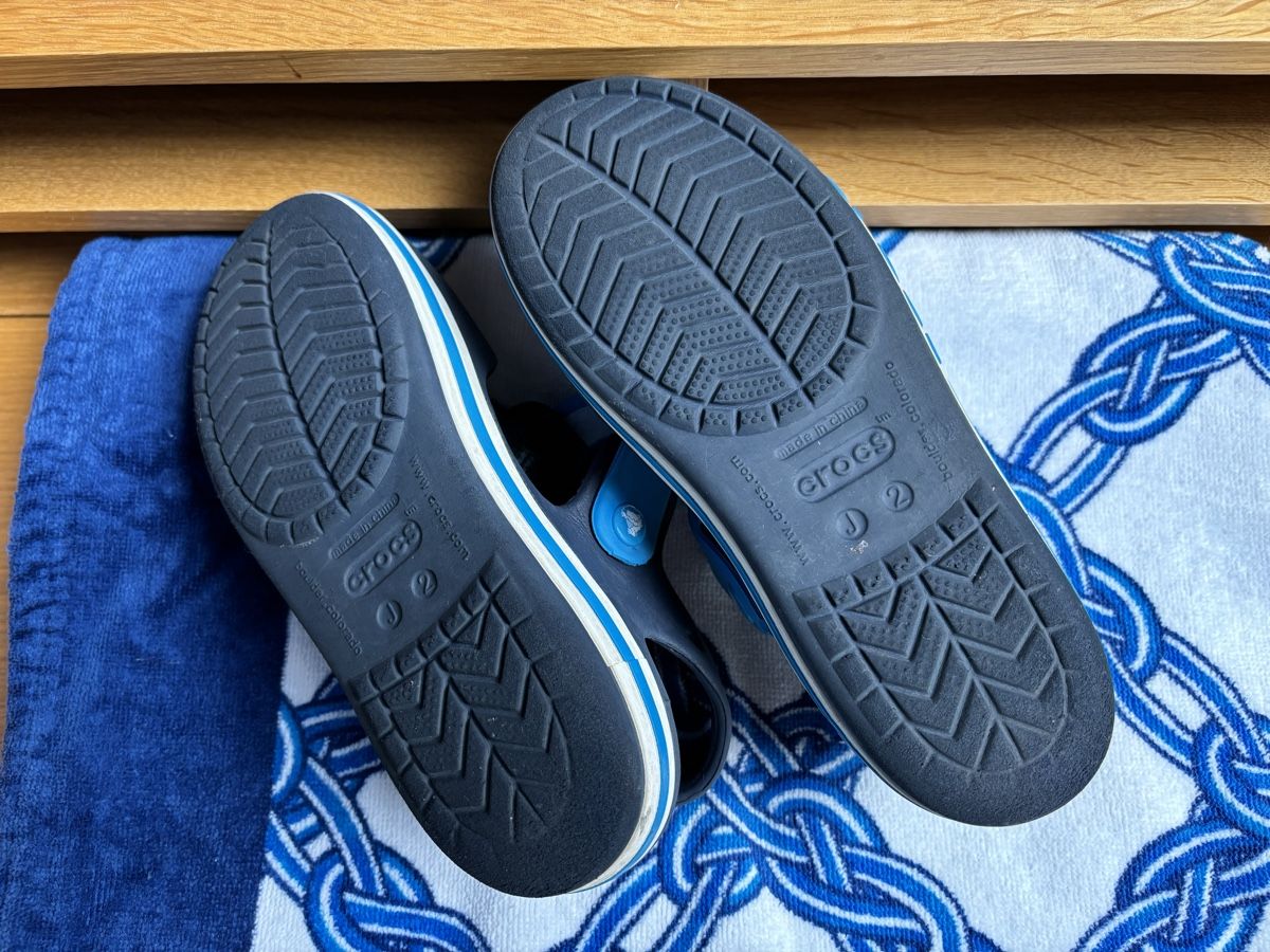 Crocs Chaussures garçon: Sandales Crocs t.33-34 – D'occasion à Founex par ari_2gt7 3