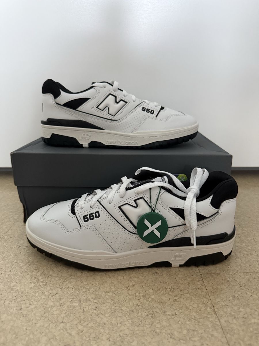 New Balance Chaussures hommes: New Balance 550 Grösse 45 NEU – Neuf avec emballage d'origine à Bonaduz par flula03