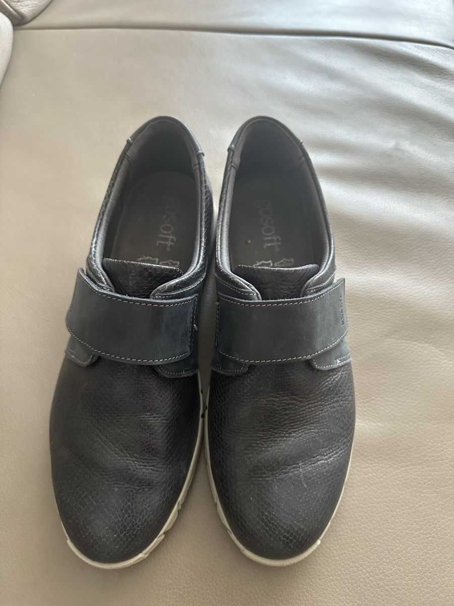Scarpe da donna: Leder dunkelblaue Schuhe – Usato da Luzern venduto da swiss041 1