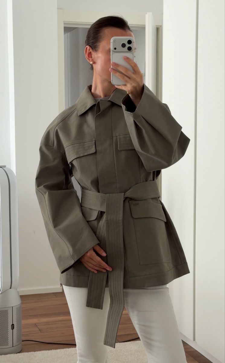 Max Mara Giacche: Max Mara trench impermeabile – Nuovo e nell'imballaggio originale da Paradiso venduto da viorea 1