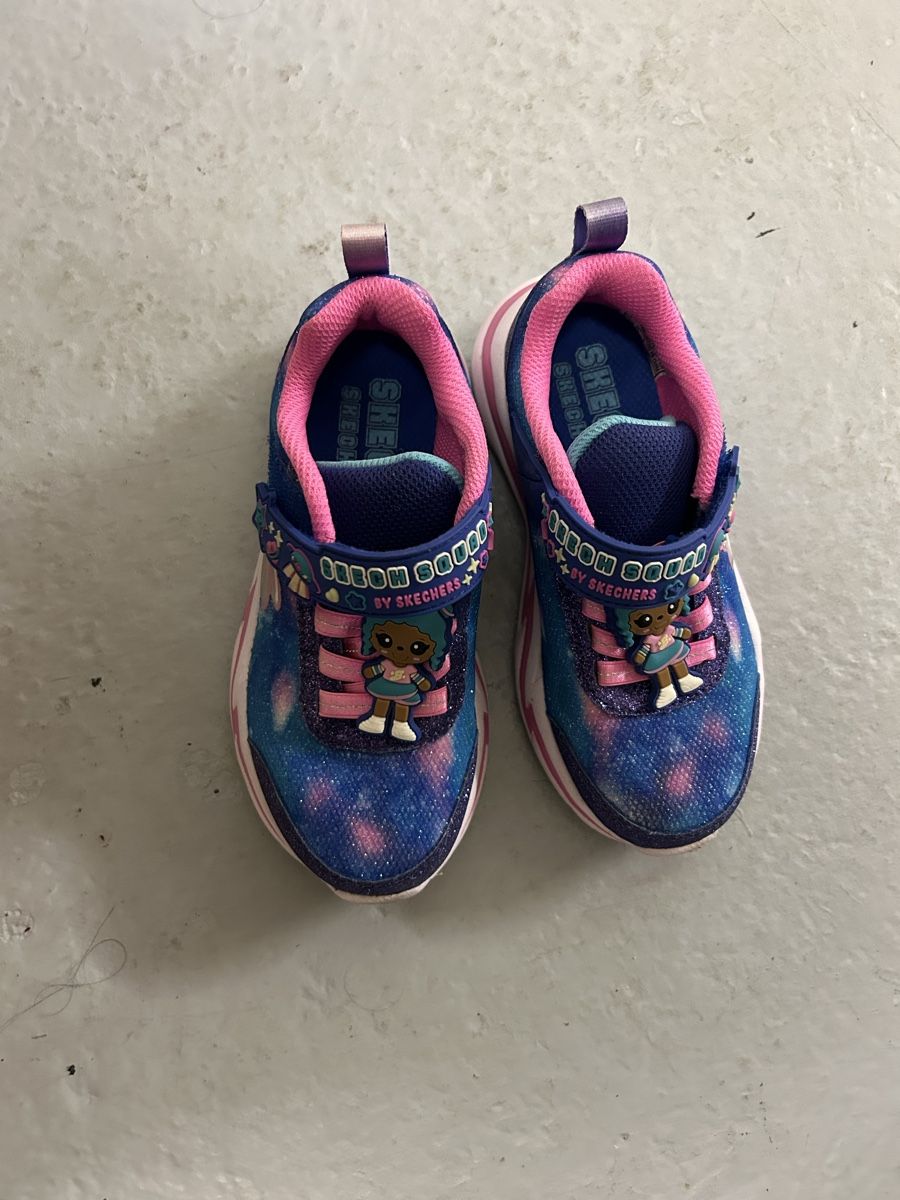 Chaussures garçon: kinder sportschuhe – D'occasion à Zürich par 11Zitronenfalter