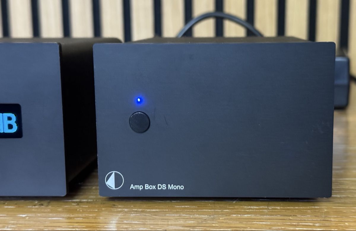 Pro-ject Amplificateurs: Pro-Ject Pre Box DS / Amp Box DS Mono – D'occasion à Ebertswil par audivero 3