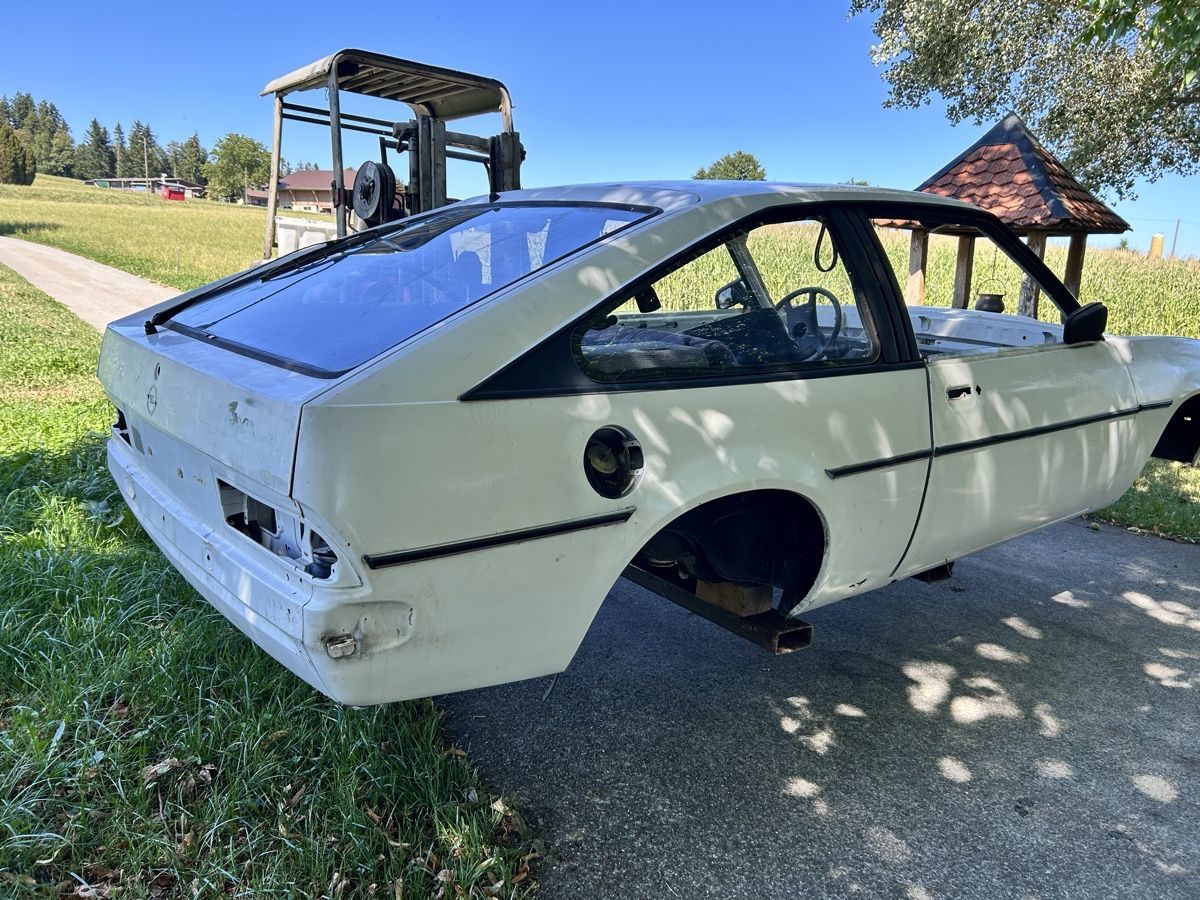 Opel Automobili: Opel Manta B – Difettoso da Hellbühl venduto da Kadettgte1979 1