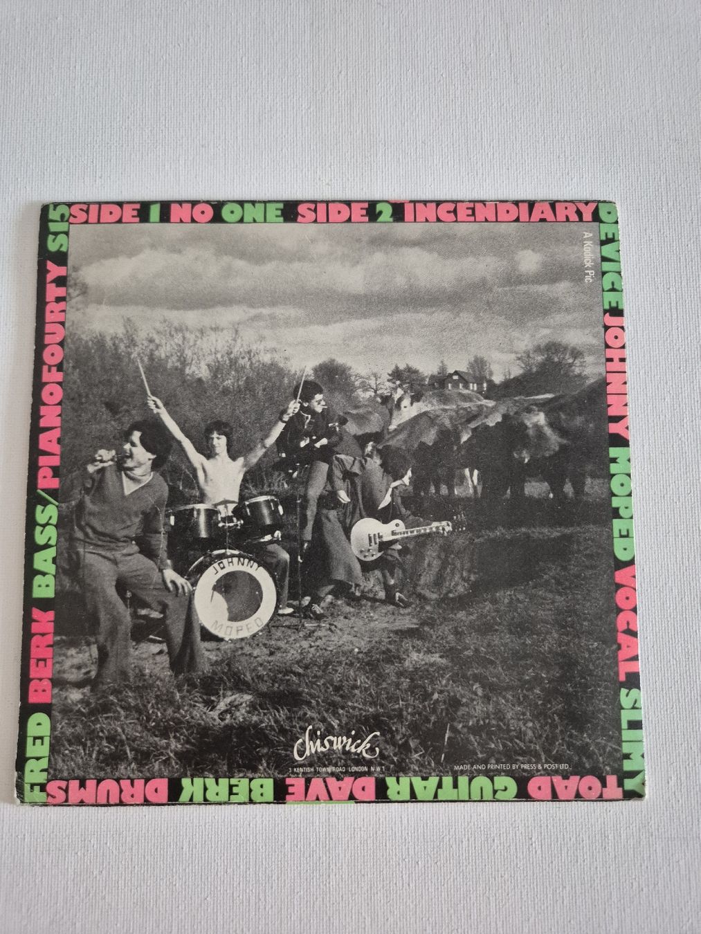 Schallplatten: Johnny Moped - No One / Incendiary Device - Single7 ,   UK – Gebraucht aus Uster von newwave0 1