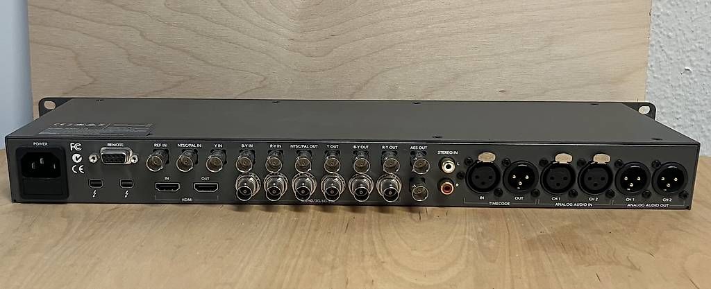Blackmagic Console di mixaggio: Blackmagic UltraStudio 4K – Usato da Luzern venduto da Bon_Voyage 3