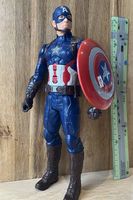 Figurine de Captain America et Hulk
