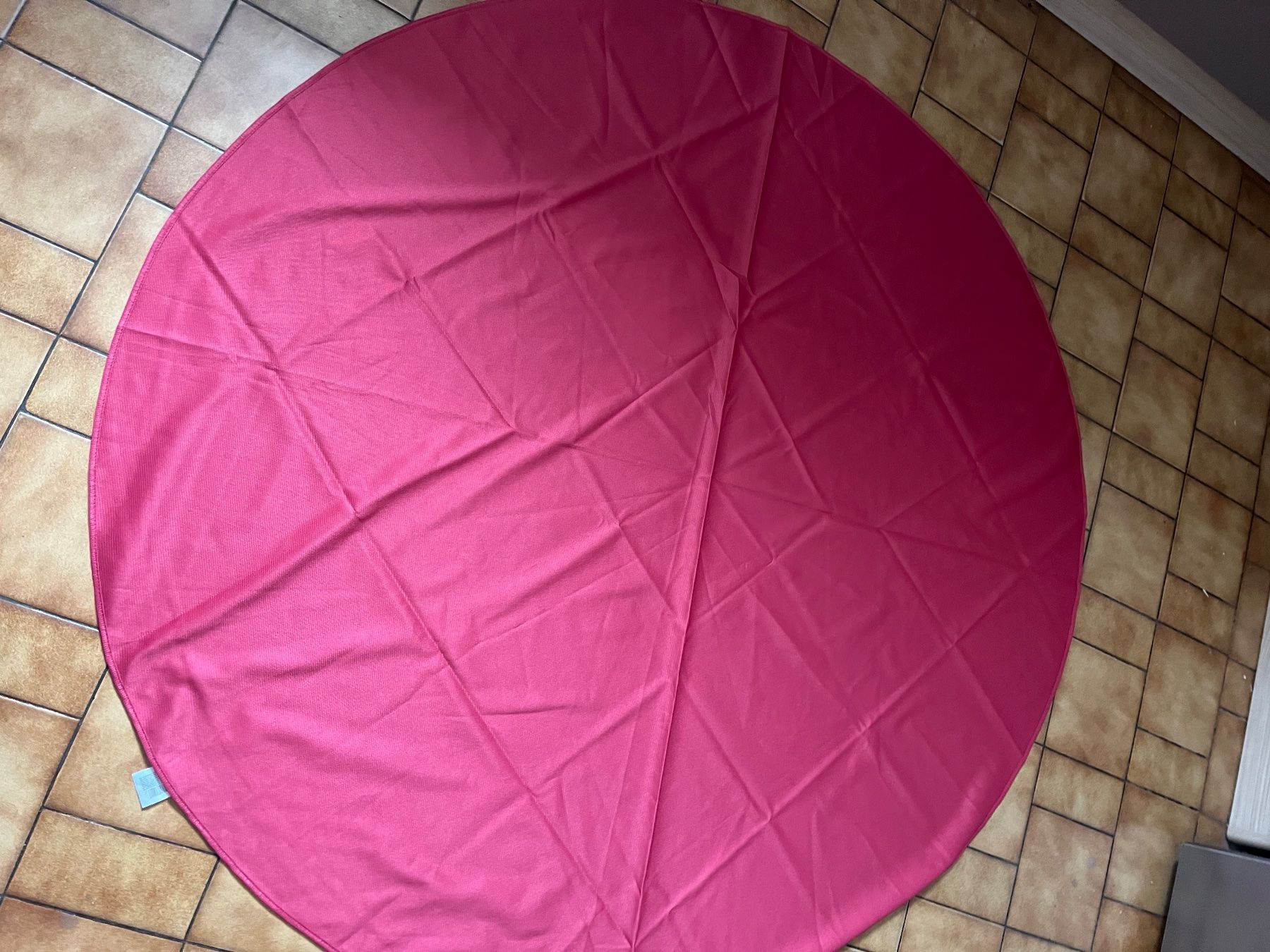 Sonstige Tischwäsche: Nappe bordeaux – Gebraucht aus Veyrier von kimedovapa