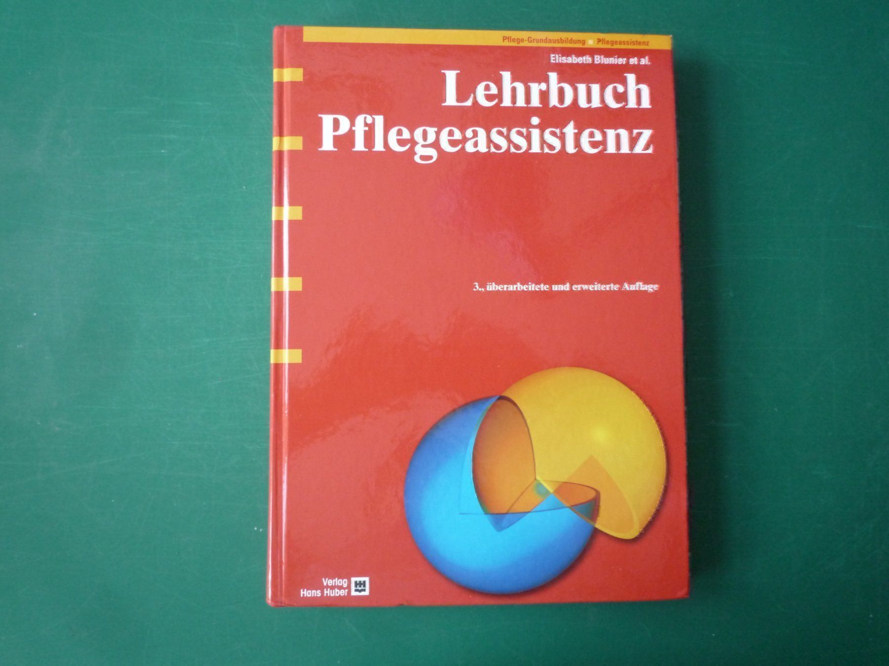 Libri: Lehrbuch Pflegeassistenz – Usato da Rafz venduto da Sonnenblume305