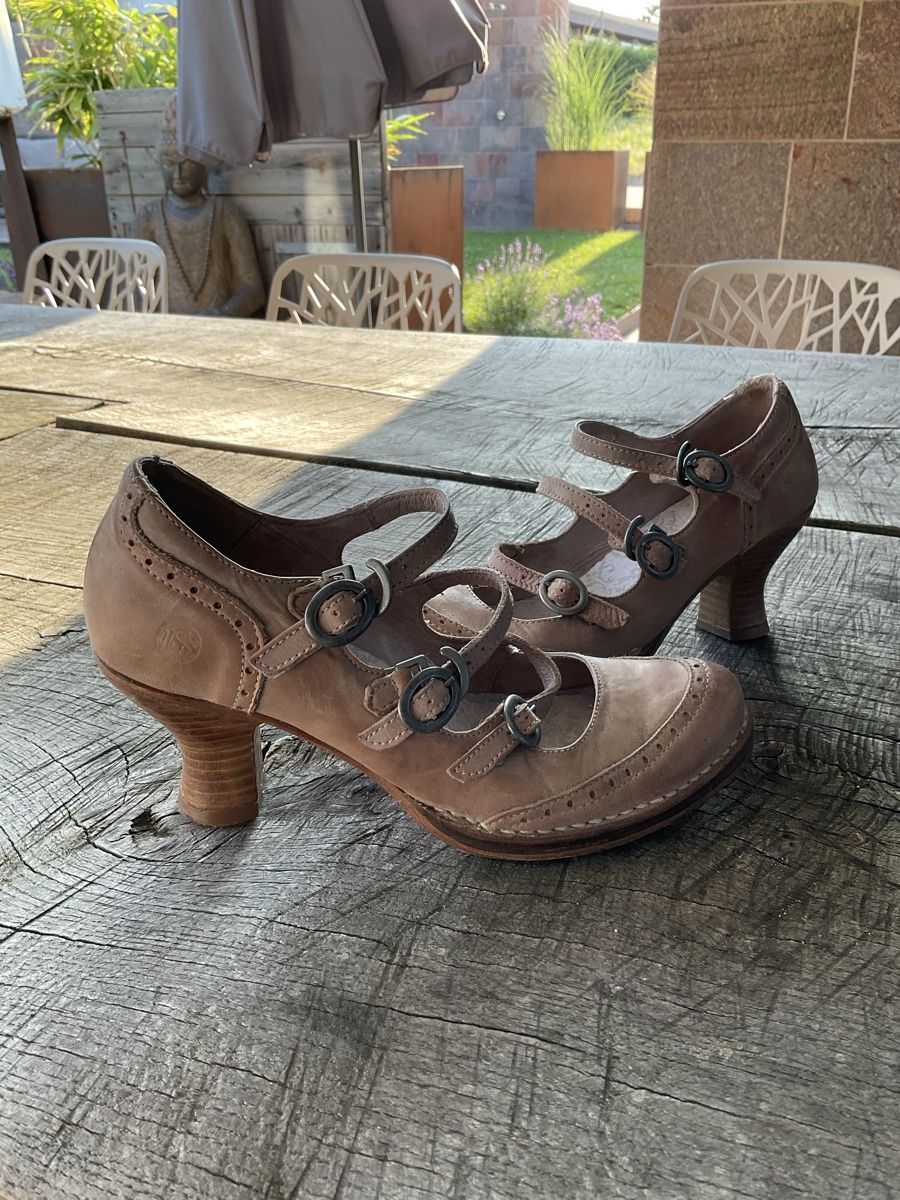 Neosens Scarpe da donna: Neosens Schuhe – Usato da Röschenz venduto da Queen020 1