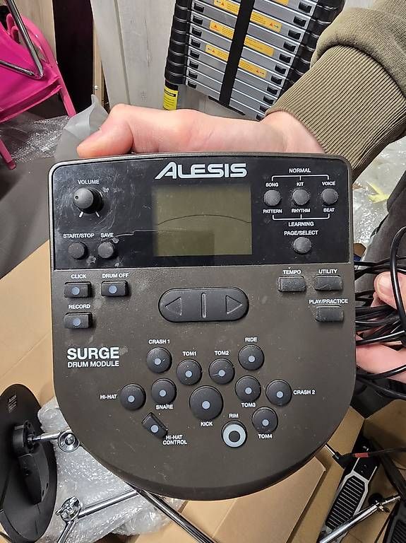 Alesis Musikinstrumente: Batterie Alesis Surge Mesh Kit – Gebraucht aus Chermignon d'en Bas von lvonkaen 2