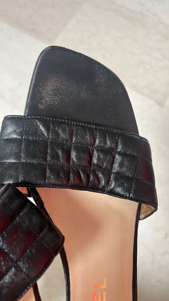 Chanel Scarpe da donna: Chanel sandals – Usato da Villeneuve VD venduto da ana_jd9j 9