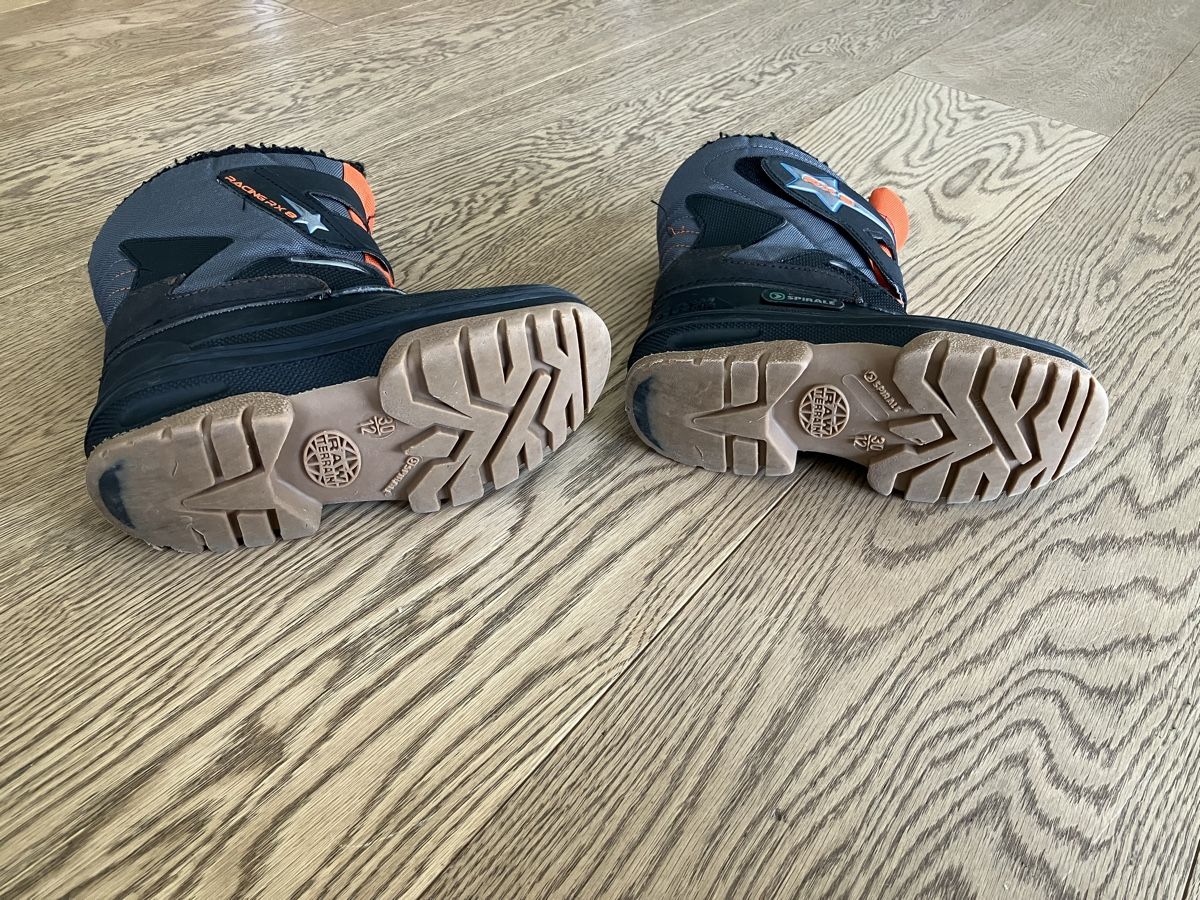 Moon Boot Scarpe per ragazzi: Moonboots Grösse 30 – Usato da Cham venduto da Liliane78 6