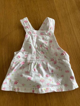 Kleidchen für Baby