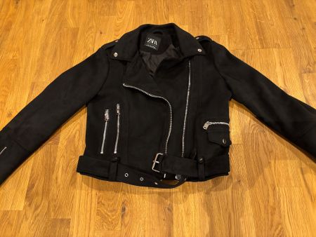Zara Jacke schwarz Grösse S aus New York