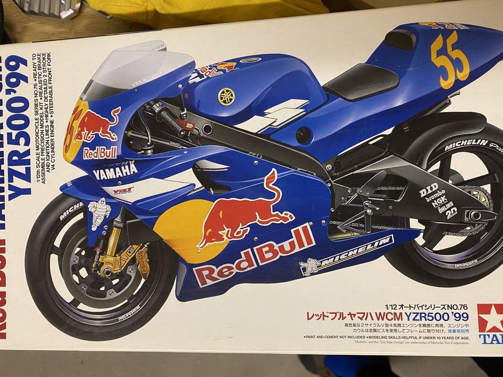 Miniature Moto YAMAHA 500 Cc YZR #4 Rouge Au 1/18 MAJORETTE 6101 - État Neuf