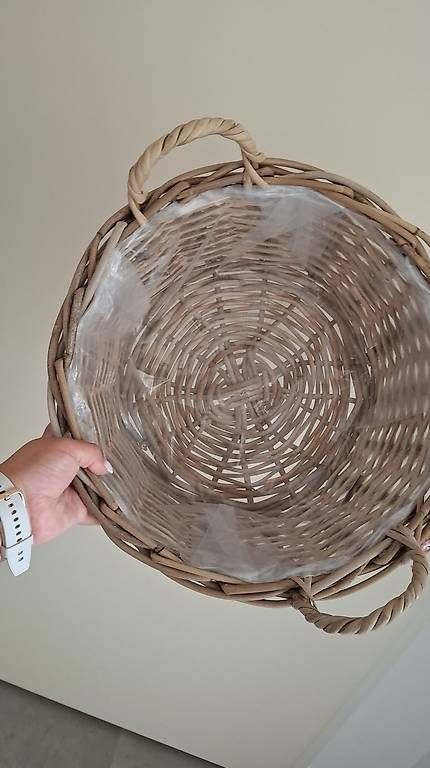 Pots de fleurs: Rattan Blumenkorb – D'occasion à Aefligen par helinae90 1