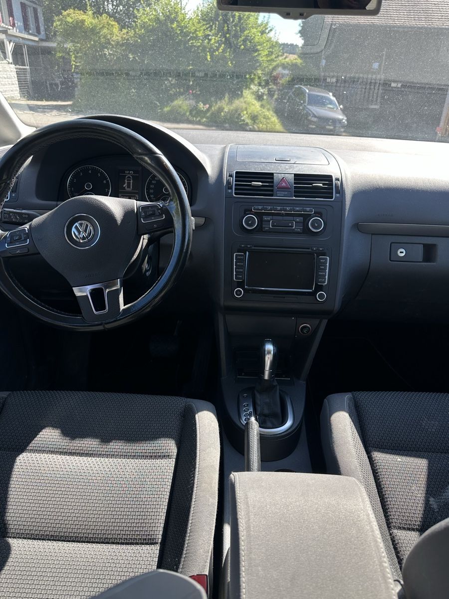 VW Autos: Vw Touran 1.4 TSI DSG – Gebraucht aus Zürich von gan_k9vh 3