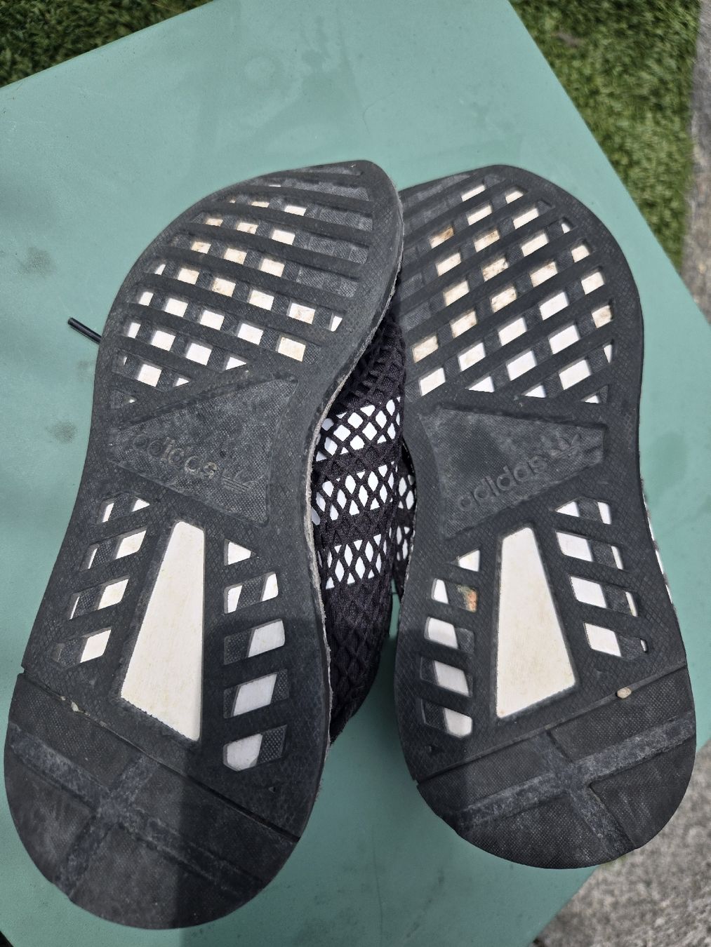 Adidas Scarpe da uomo: Adidas gr.36 – Usato da Zürich venduto da Deesay 3