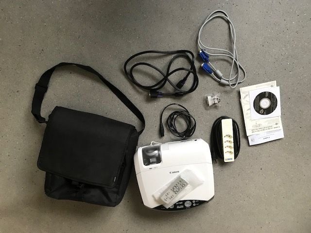 Canon LV-7380 LCD Projektor / Beamer 3