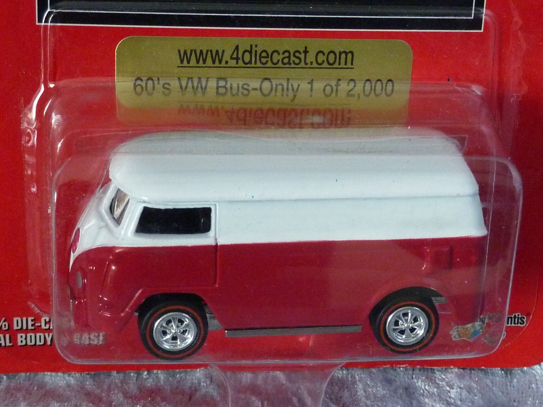 Volkswagen Modellini d'auto: VW T1 1960 1:64 – Nuovo e nell'imballaggio originale da Dürrenäsch venduto da Cobra1ch 1