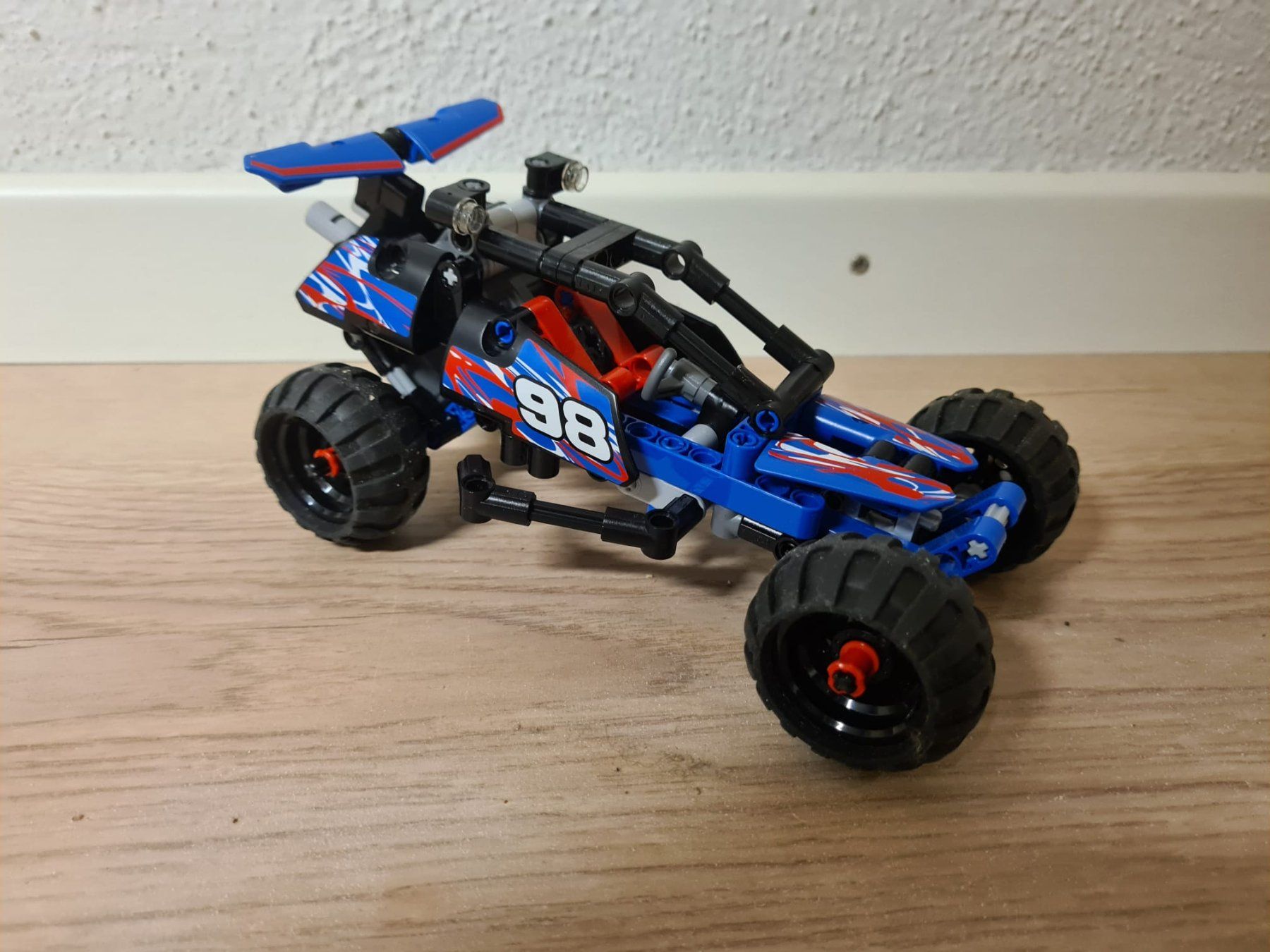 Lego Spielzeuge: LEGO Technic 42010 - Action Race-Buggy Pull Back – Gebraucht aus Muri AG von  1