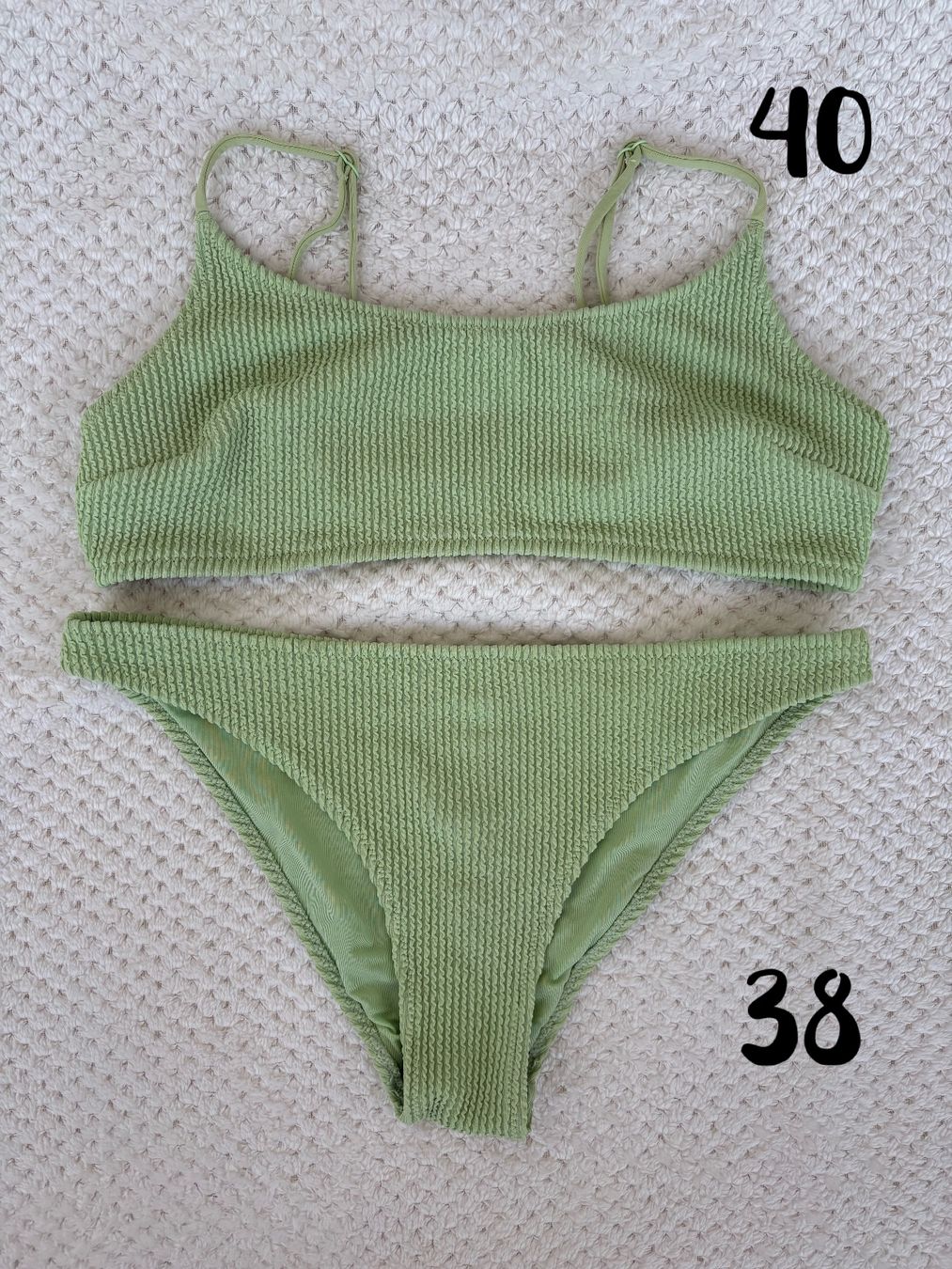 Maillots de bain & Bikinis: Bikini Grün Grösse 40/38 – D'occasion à Basel par Tierschutz-Flohmi