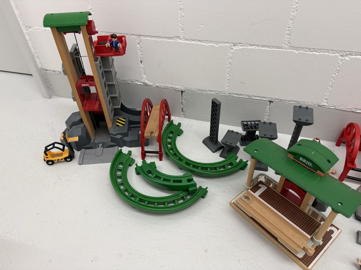 Brio Jouets: Brio Eisenbahn Sets – D'occasion à Meilen par artnotice 1