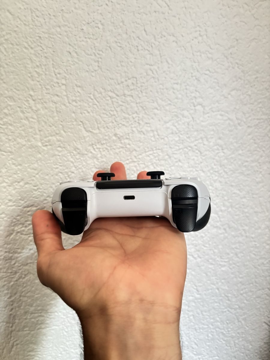 Sony Konsolen: Manette à palette  – Gebraucht aus Grandcour von tah_wxv8 2