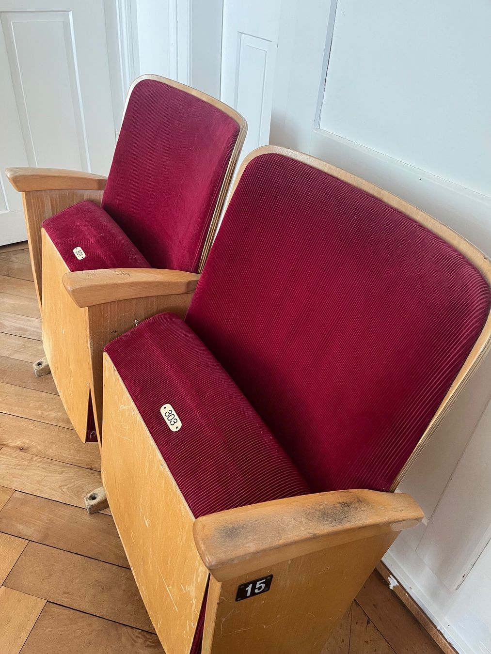 Poltrone: Vintage Kino-Sessel – Usato da Winterthur venduto da abdholunder 1