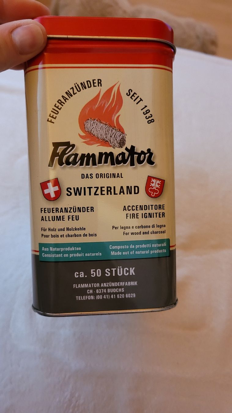 Altro in Utensili da giardino: Flammator Feueranzünder Dose, Vintage look – Usato da Horgenberg venduto da Klatschmohnmaria 1