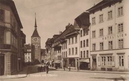 Aarau AG Vordere Vorstadt Obertor belebt