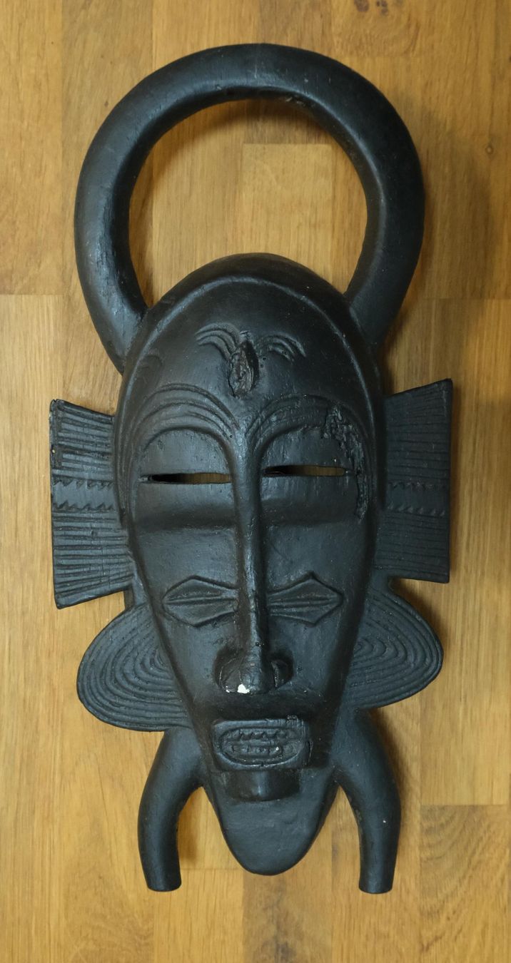 Arte internazionale: Antike afrikanische Holz Maske – Usato da Zürich venduto da Melody2000