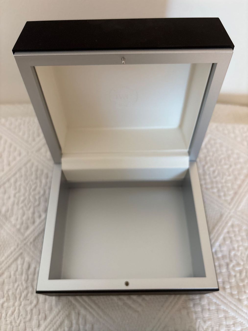 Uhrenboxen: IWC Uhrenetui – Neu (gemäss Beschreibung) aus Luzern von Sontru 1